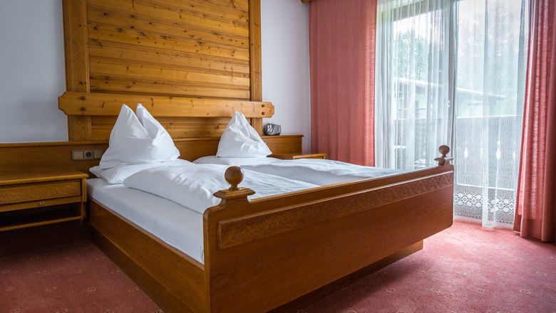 Heimelige Zimmer im Bruckerhof, © Wiener Alpen / Kremsl